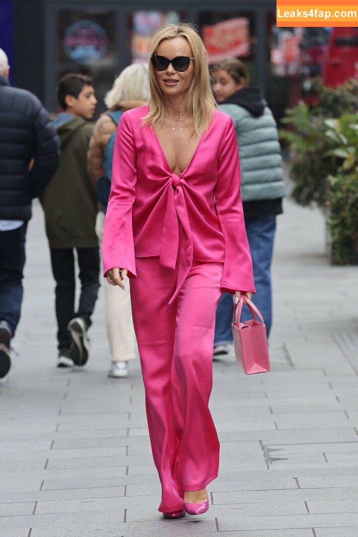 Amanda Holden / noholdenback слитое фото фото #0630