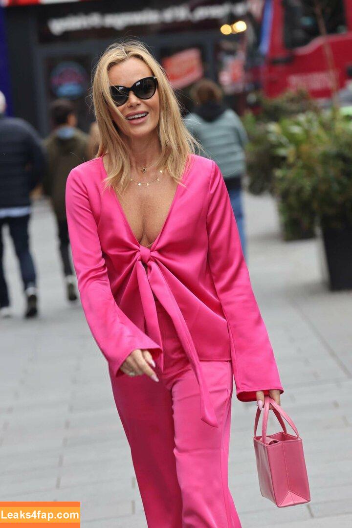 Amanda Holden / noholdenback слитое фото фото #0632
