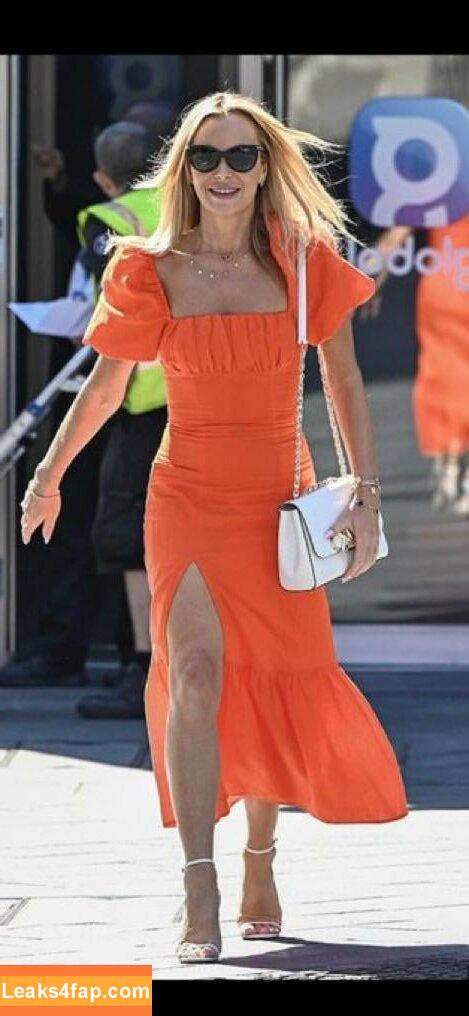 Amanda Holden / noholdenback слитое фото фото #0654