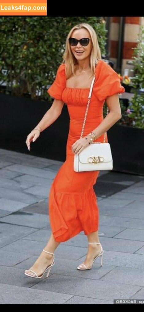 Amanda Holden / noholdenback слитое фото фото #0659