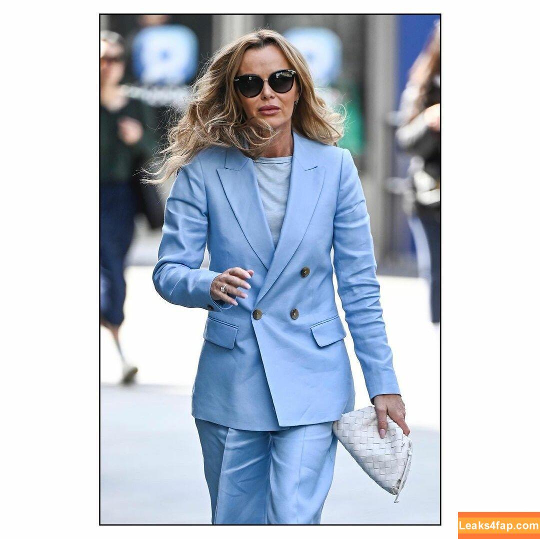 Amanda Holden / noholdenback leaked photo photo #0732