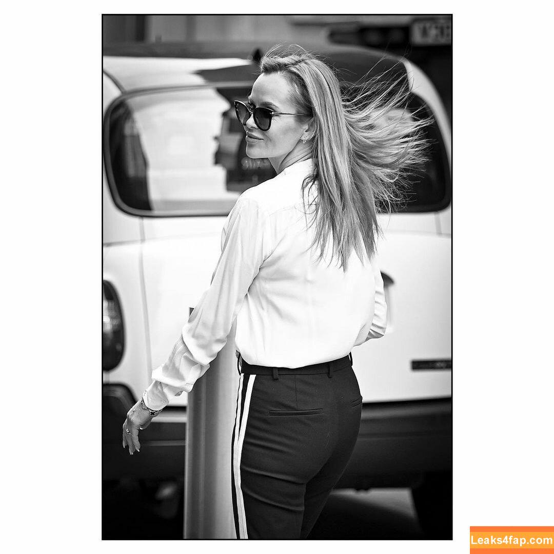 Amanda Holden / noholdenback leaked photo photo #0739