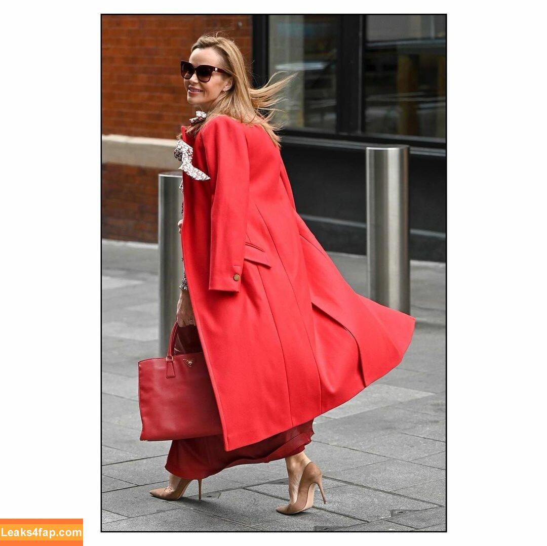 Amanda Holden / noholdenback leaked photo photo #0754