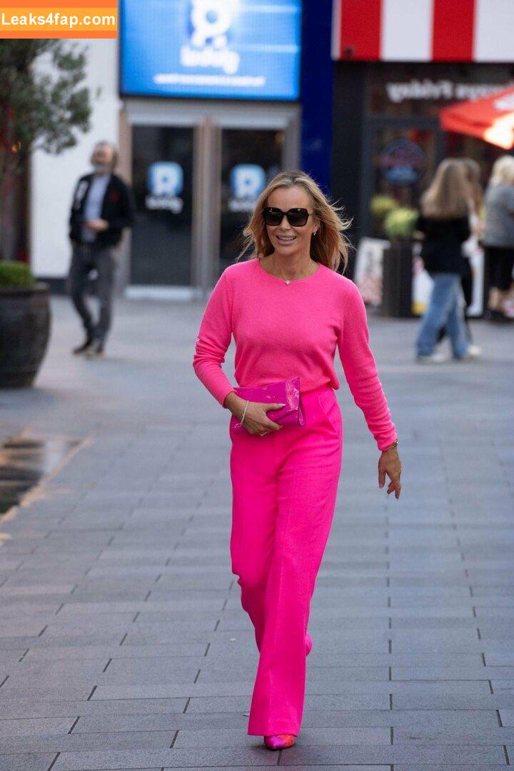 Amanda Holden / noholdenback leaked photo photo #0877