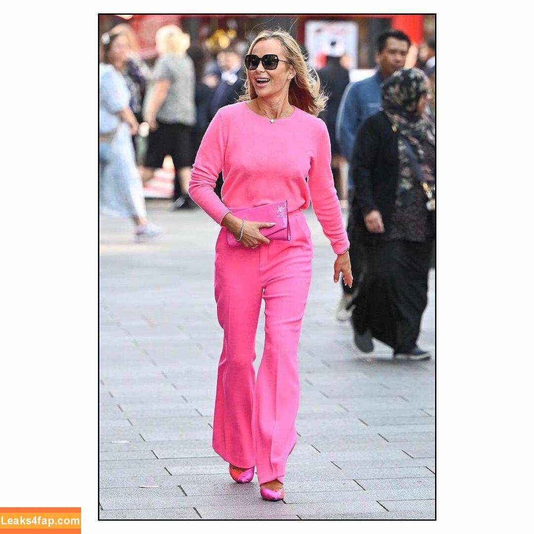 Amanda Holden / noholdenback leaked photo photo #0979