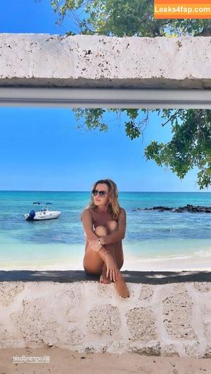 Amanda Holden фото #0123