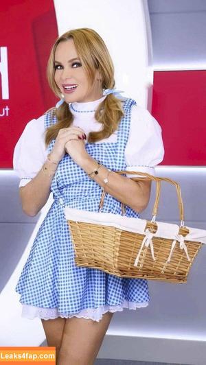 Amanda Holden фото #0336