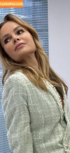 Amanda Holden фото #0359