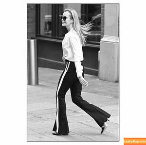 Amanda Holden photo #0762