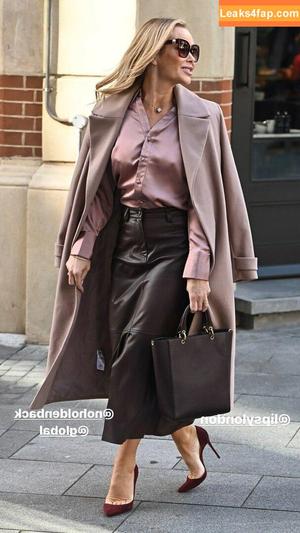 Amanda Holden photo #0832