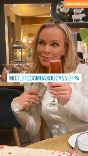 Amanda Holden photo #0836