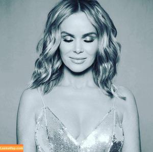 Amanda Holden photo #0856