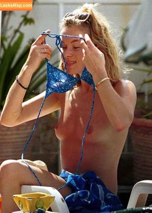 Amanda Holden photo #0923