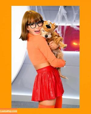 Amanda Holden photo #0948