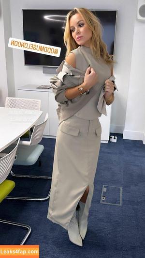 Amanda Holden photo #0974