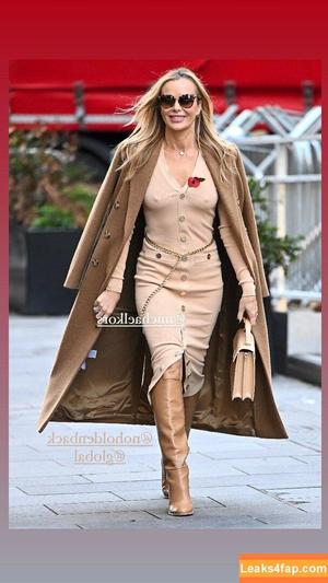 Amanda Holden photo #0982