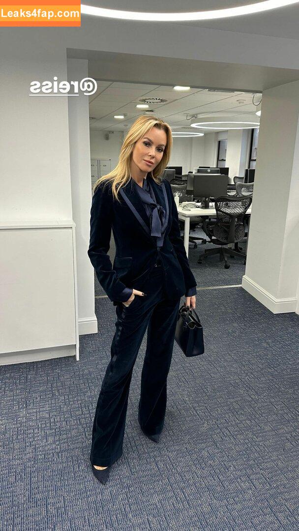 Amanda Holden / noholdenback leaked photo photo #1068