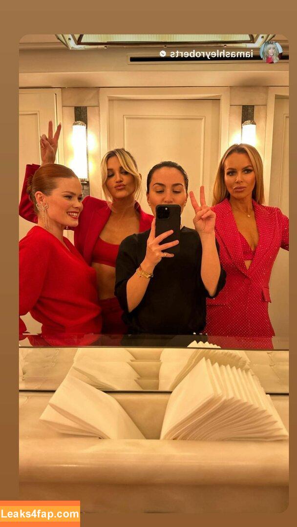 Amanda Holden / noholdenback leaked photo photo #1126