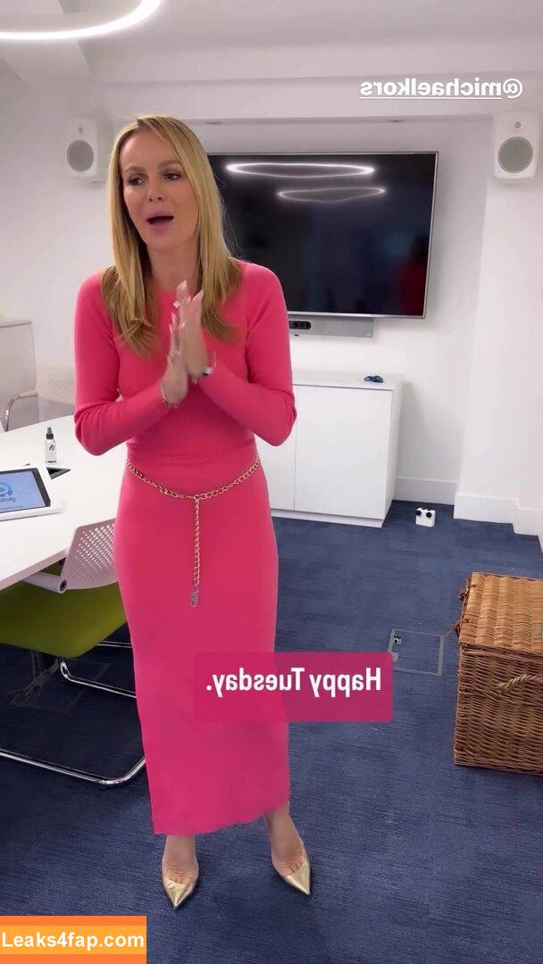 Amanda Holden / noholdenback leaked photo photo #1170