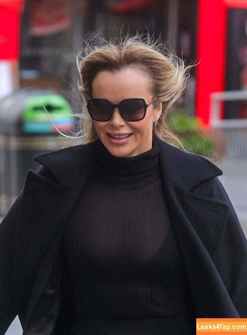 Amanda Holden / noholdenback leaked photo photo #1274