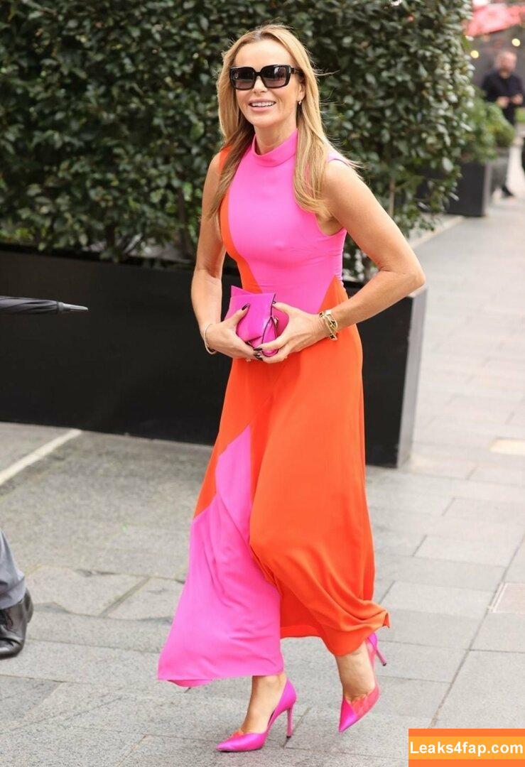 Amanda Holden / noholdenback leaked photo photo #1418