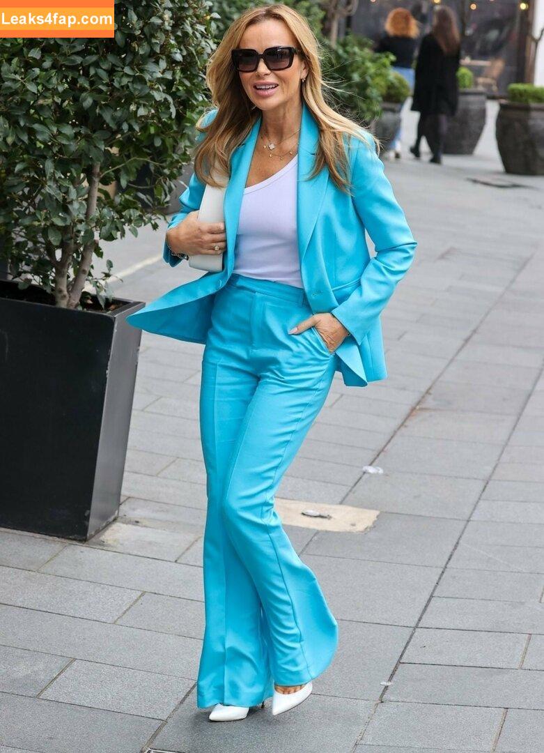Amanda Holden / noholdenback leaked photo photo #1454