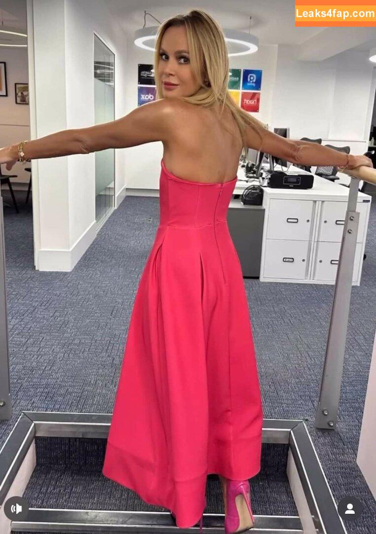 Amanda Holden / noholdenback leaked photo photo #1570