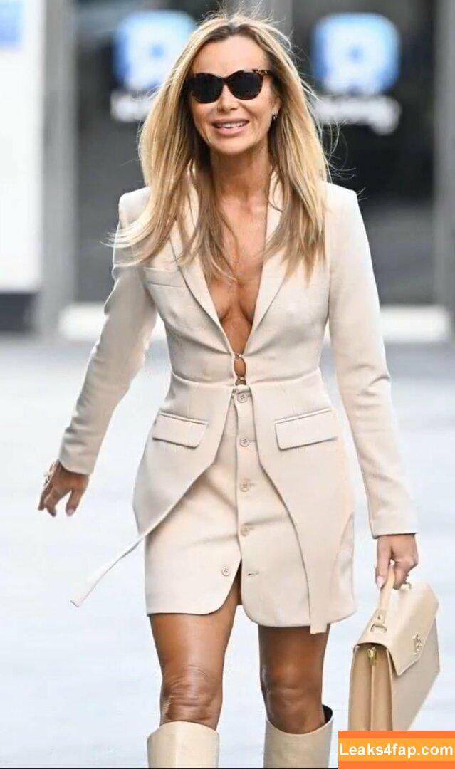 Amanda Holden / noholdenback leaked photo photo #1593