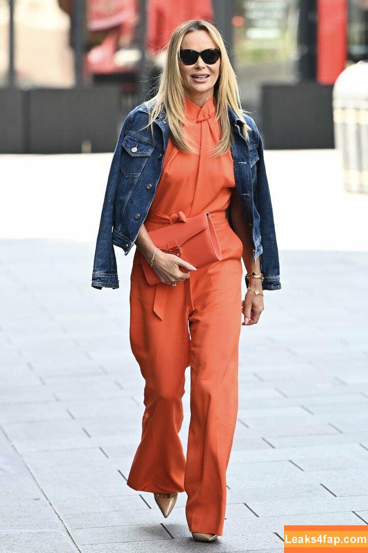 Amanda Holden / noholdenback leaked photo photo #1599
