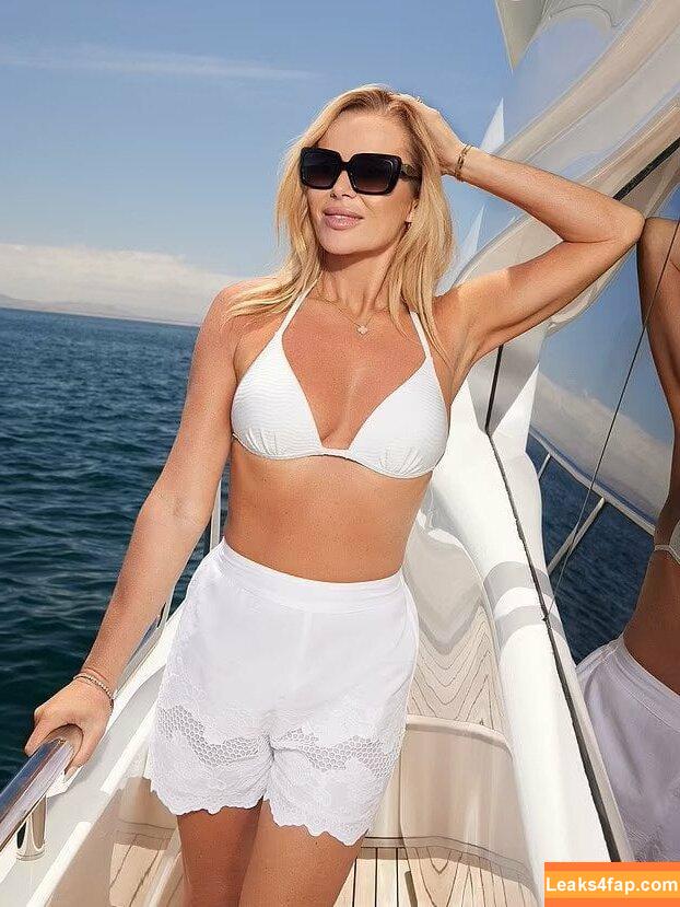 Amanda Holden / noholdenback leaked photo photo #1611