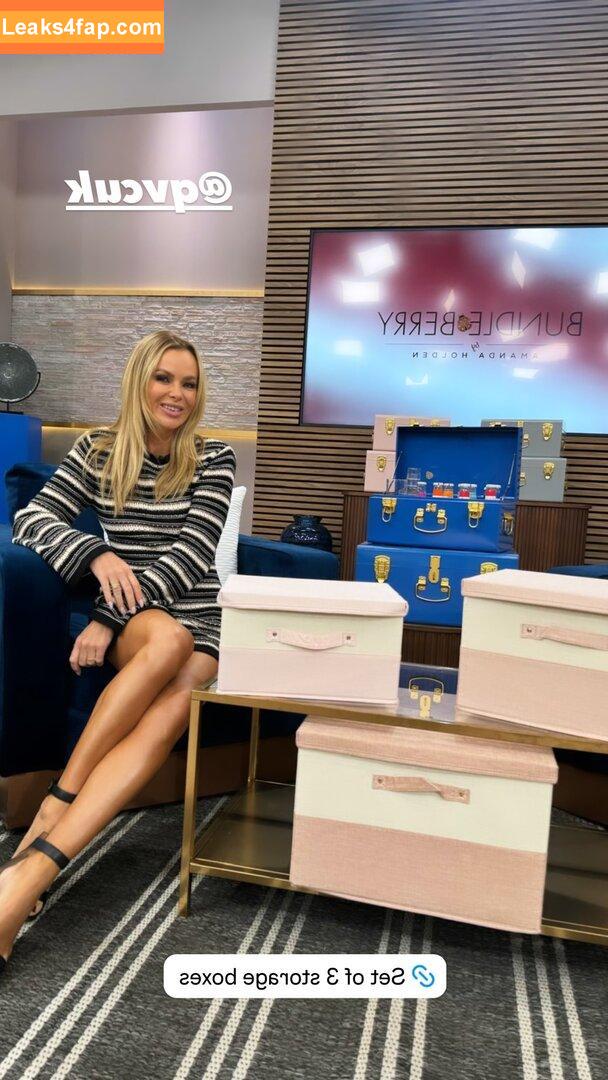 Amanda Holden / noholdenback leaked photo photo #1639