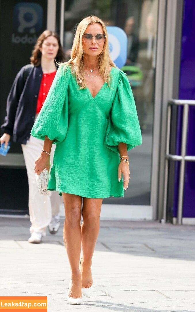 Amanda Holden / noholdenback leaked photo photo #1724