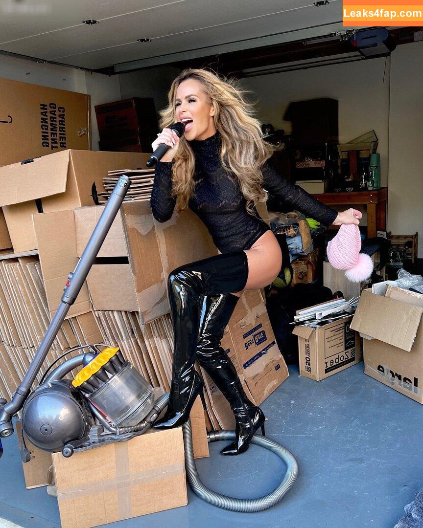 Amanda Holden / noholdenback leaked photo photo #1853