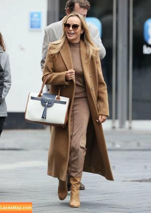 Amanda Holden photo #1048