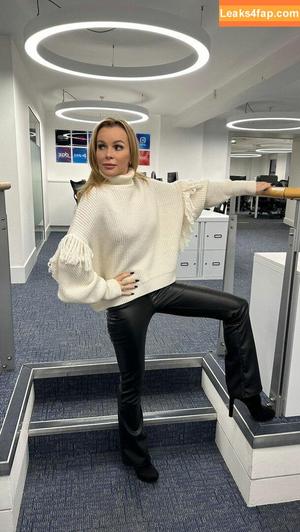 Amanda Holden photo #1064