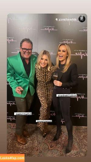 Amanda Holden photo #1084