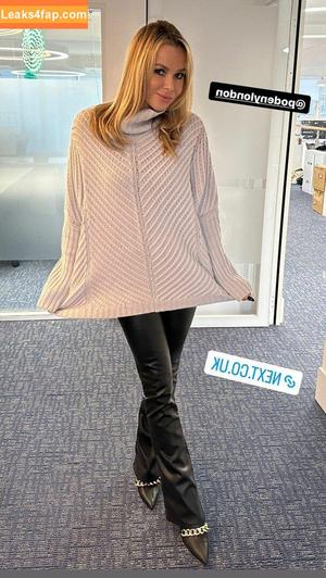 Amanda Holden photo #1105