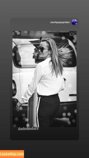 Amanda Holden photo #1284