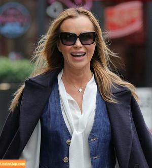 Amanda Holden photo #1314