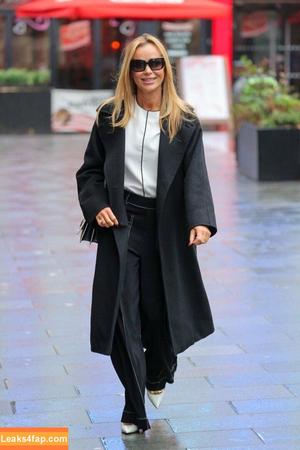 Amanda Holden photo #1356