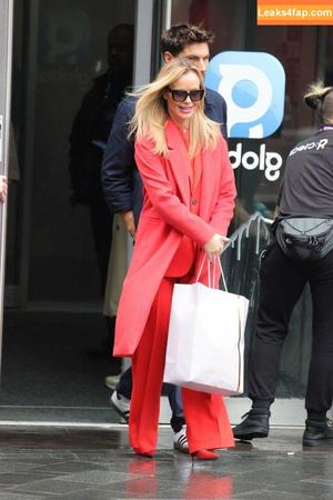 Amanda Holden photo #1378