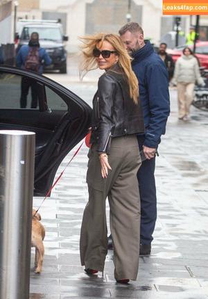 Amanda Holden photo #1383