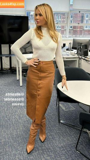 Amanda Holden photo #1403
