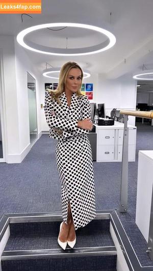 Amanda Holden photo #1501