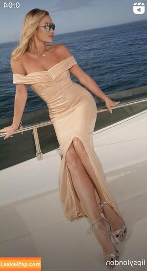 Amanda Holden photo #1548