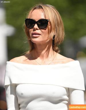Amanda Holden photo #1667