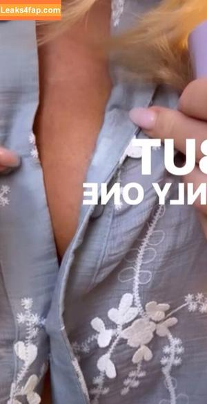 Amanda Holden photo #1689