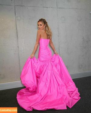 Amanda Holden photo #1815