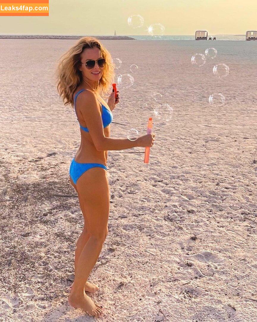 Amanda Holden / noholdenback leaked photo photo #2230