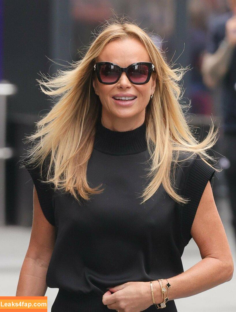 Amanda Holden / noholdenback leaked photo photo #2279